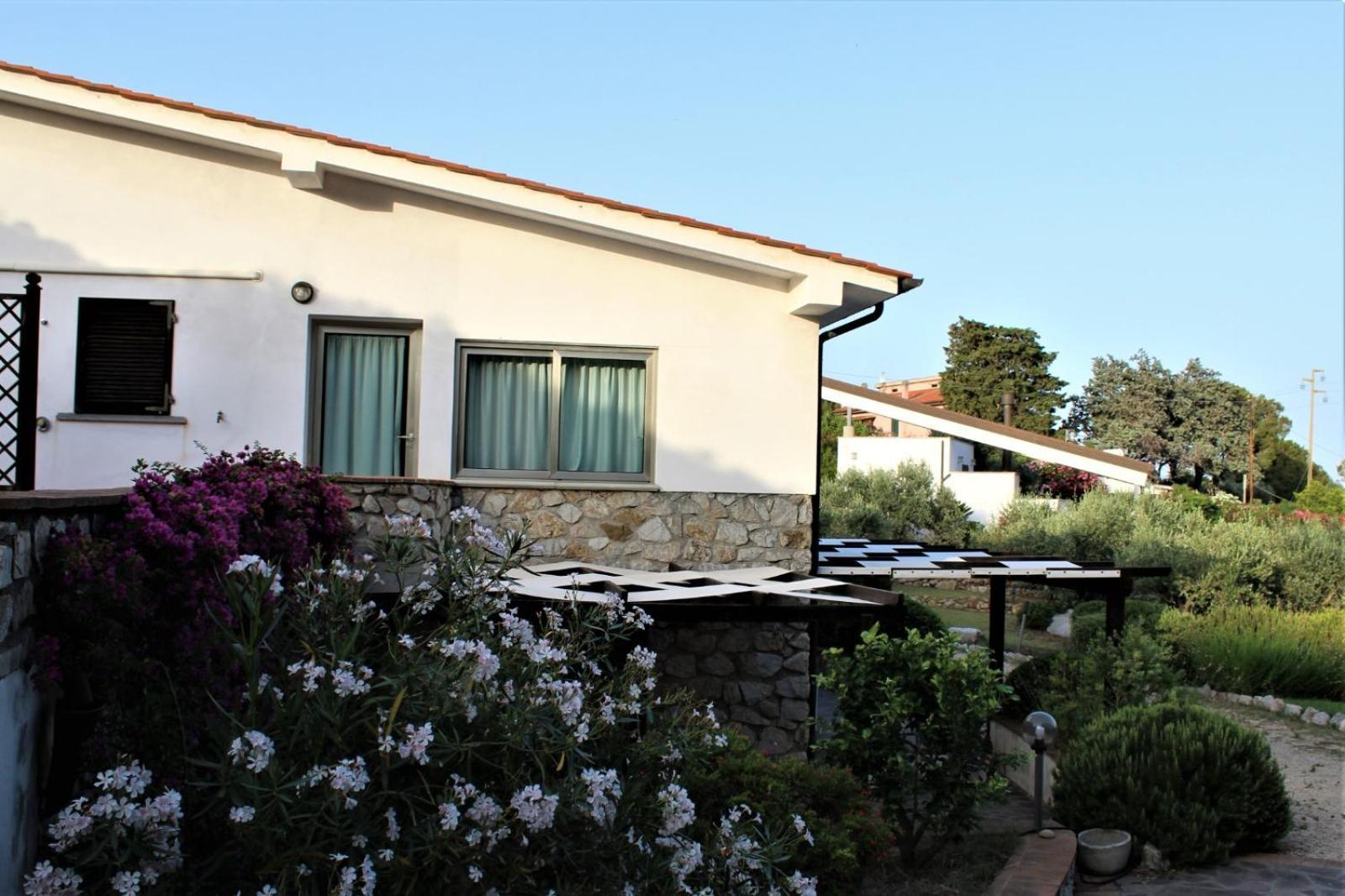 Residence Les Oliviers Porto Azzurro Exterior foto